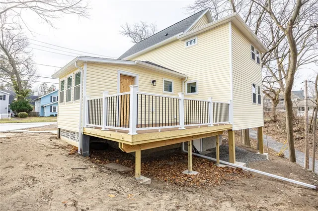 $369,000 | 260 Point Pleasant Road, Irondequoit, NY 14622