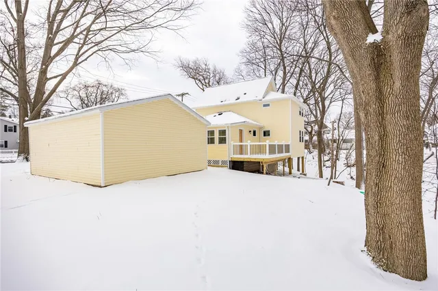 $369,000 | 260 Point Pleasant Road, Irondequoit, NY 14622