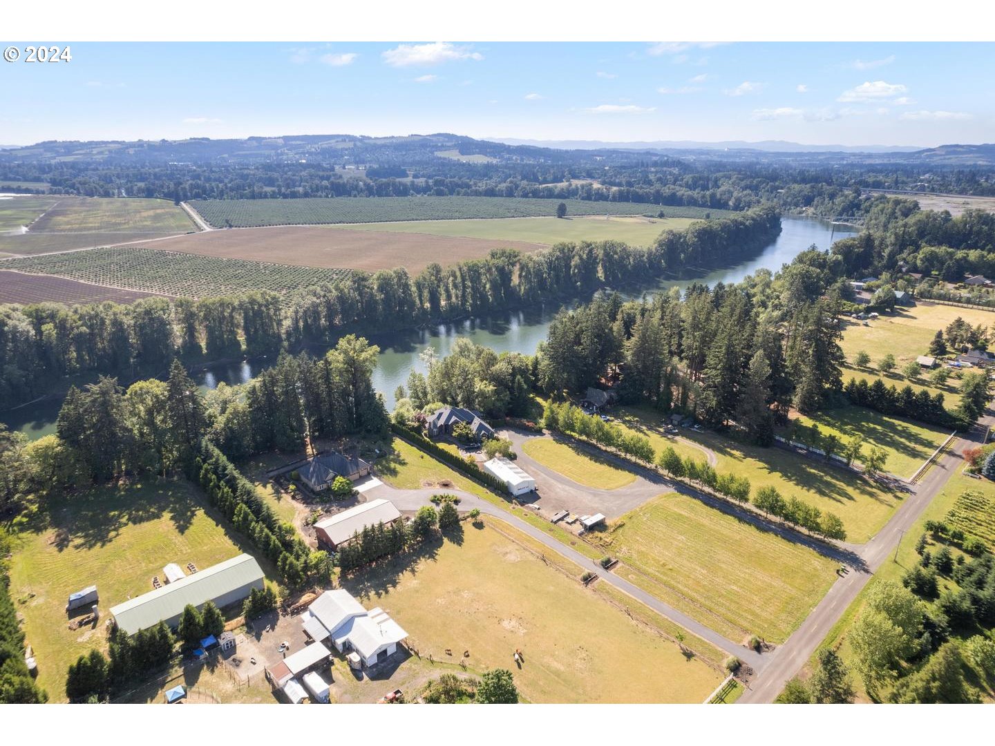 8225 Northeast Dog Ridge Road Newberg, OR 97132 - Photo 44 of 48