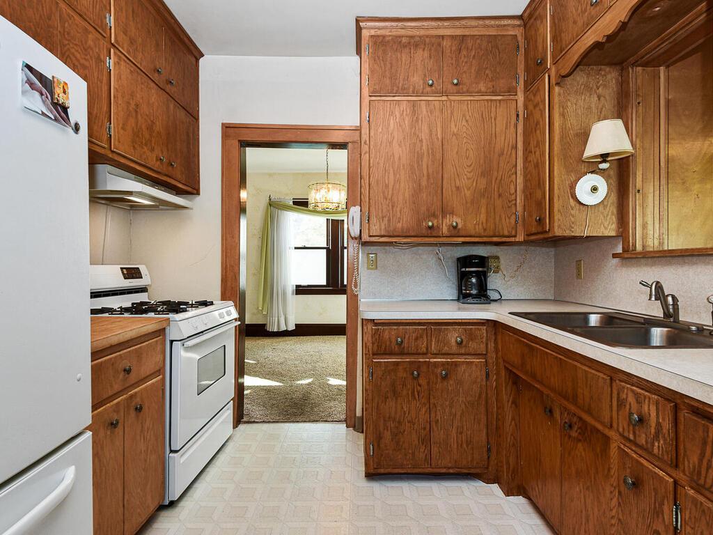 144 West Diamond Lake Road Minneapolis, MN 55419 - Photo 9 of 20 Gallery Image 9