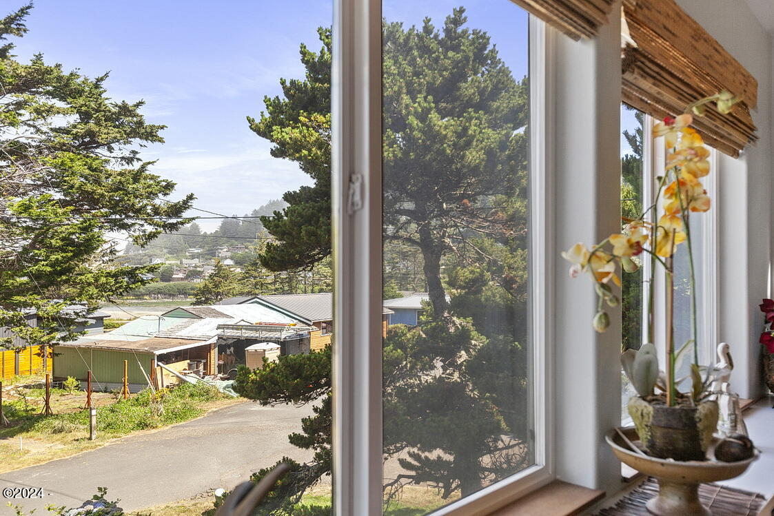 154 Shell Street Yachats, OR 97498 - Photo 30 of 57 View from Living Room