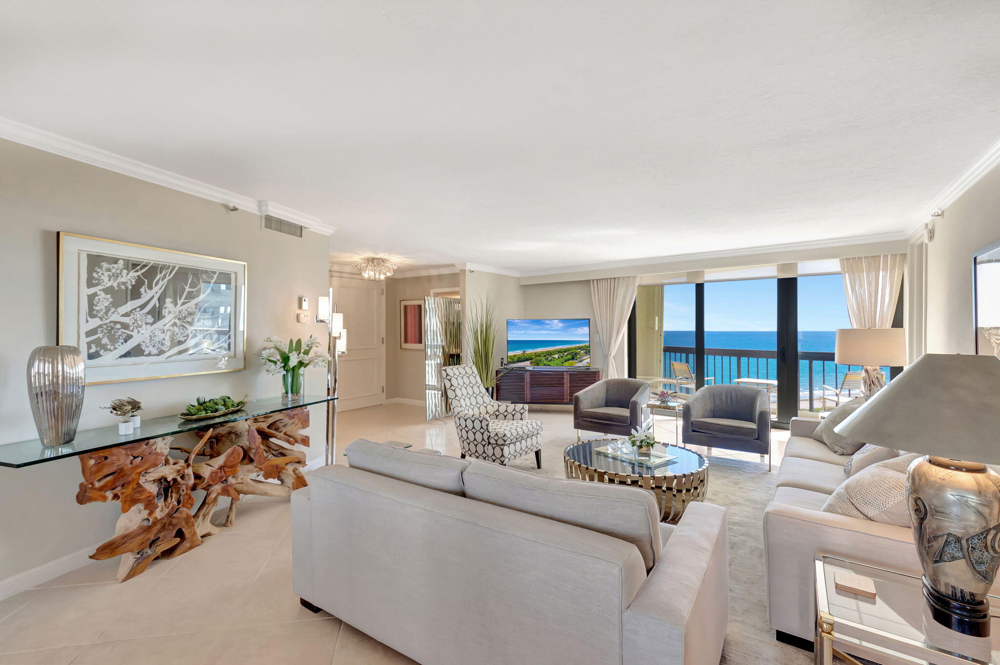 4545 North Ocean Boulevard, Unit 11C Boca Raton, FL 33431 - Photo 12 of 58 SPACIOUS LIVING ROOM