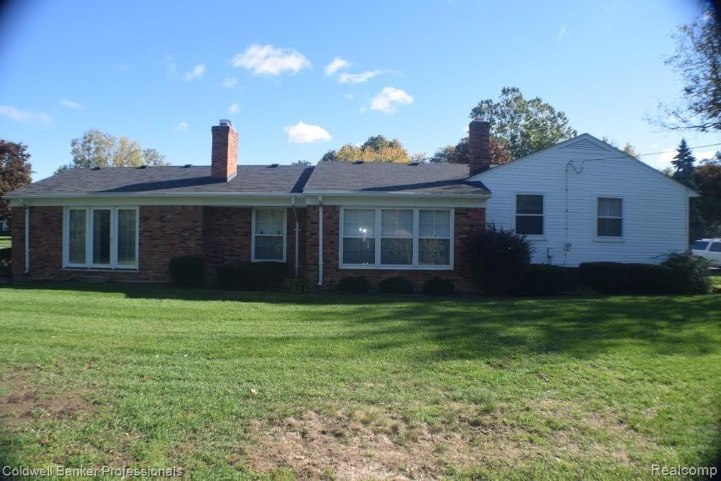 5720 Pebbleshire Road Bloomfield Hills, MI 48301 - Photo 4 of 26 unnamed (3).jpg