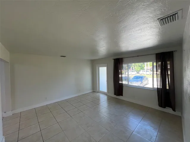 $2,750 | 2648 Cleveland Street, Unit 1, Hollywood, FL 33020