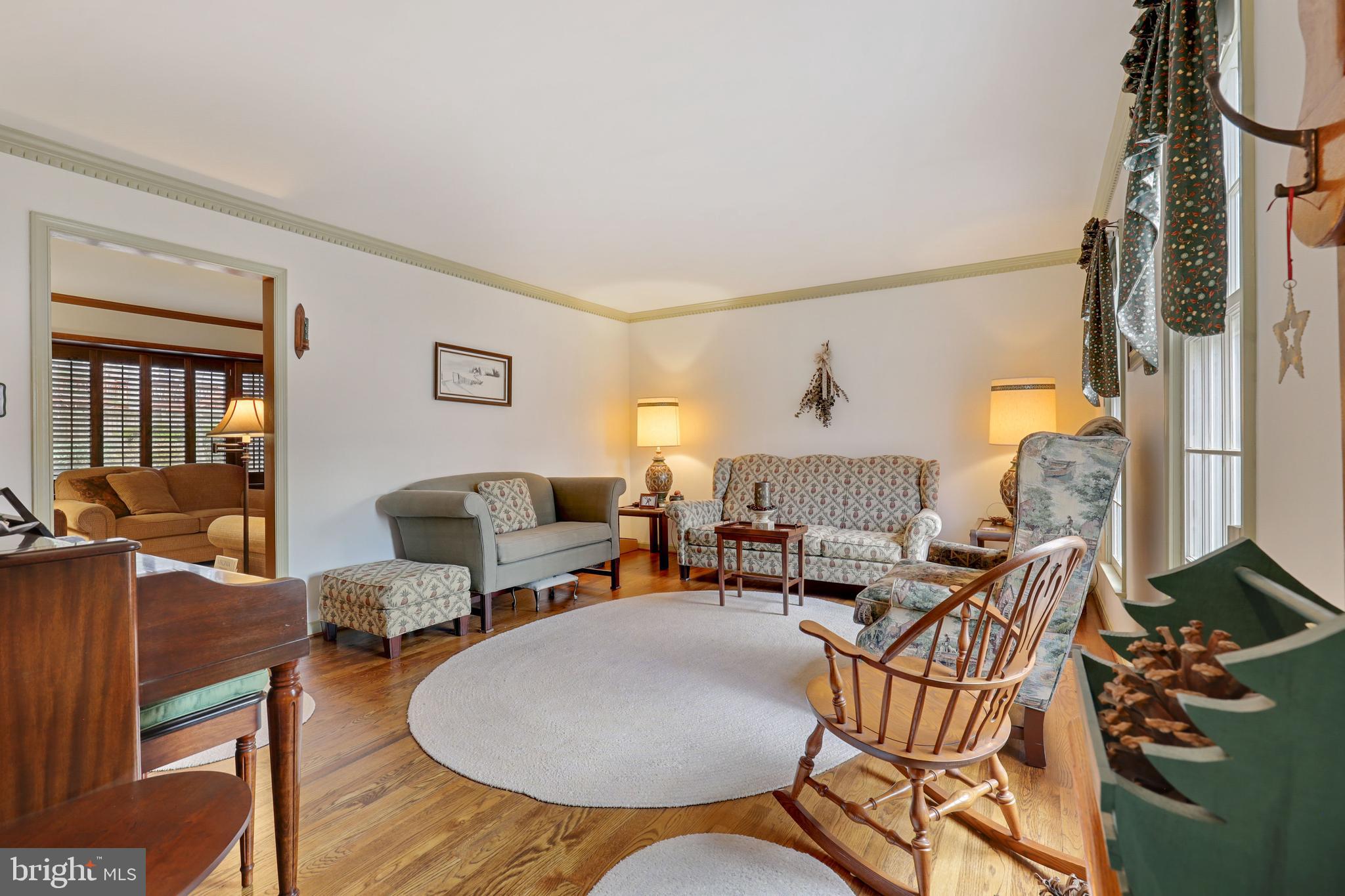 15527 Langside Street Silver Spring, MD 20905 - Photo 9 of 49 Gallery Image 9