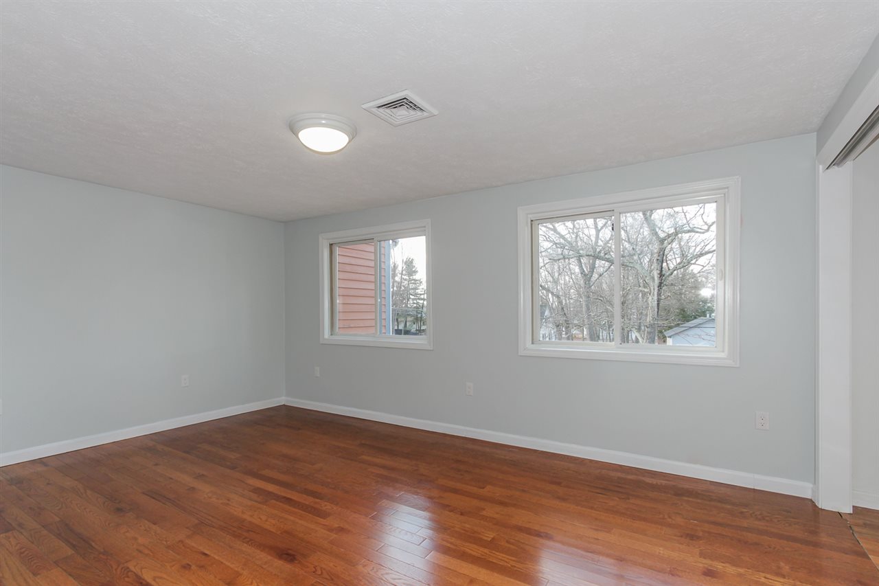 25 East Chamberlain Road, Unit F Merrimack, NH 03054 - Photo 16 of 27