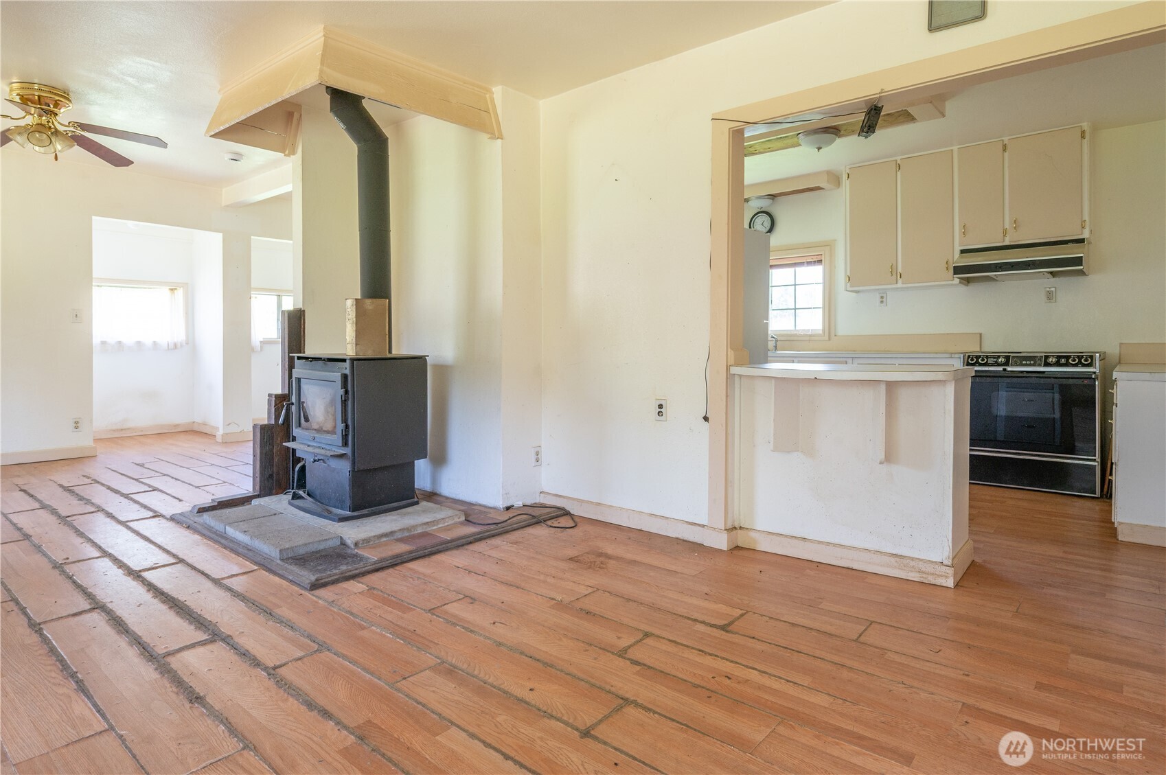 2225 Ocean Beach Road Copalis Crossing, WA 98536 - Photo 4 of 36 Gallery Image 4