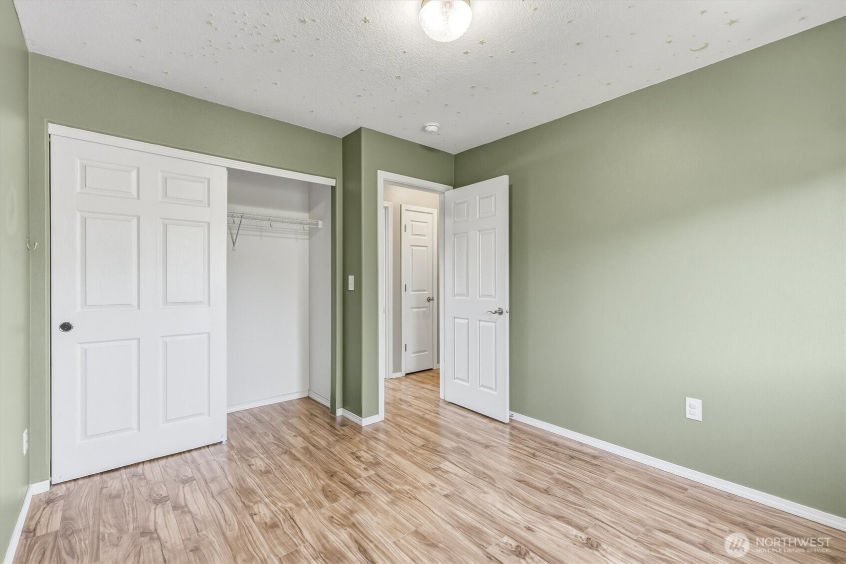 16501 Northeast 12th Court Ridgefield, WA 98642 - Photo 27 of 37 Gallery Image 27