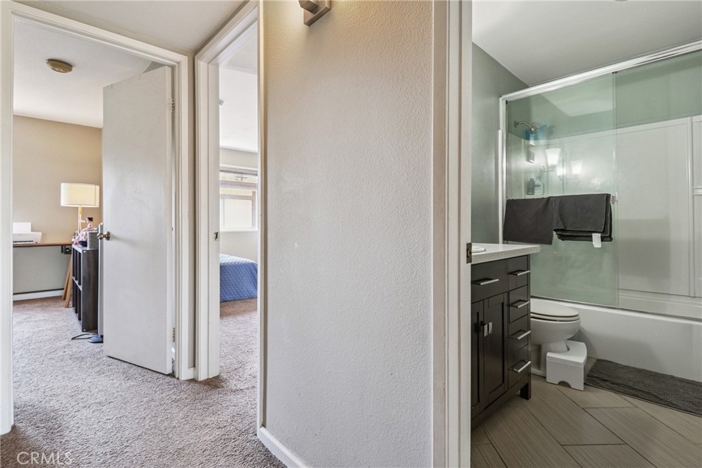 1832 Oak Tree Drive, Unit 13 Los Angeles, CA 90041 - Photo 19 of 38 Hallway