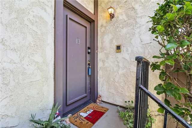 $875,000 | 1832 Oak Tree Drive, Unit 13, Los Angeles, CA 90041