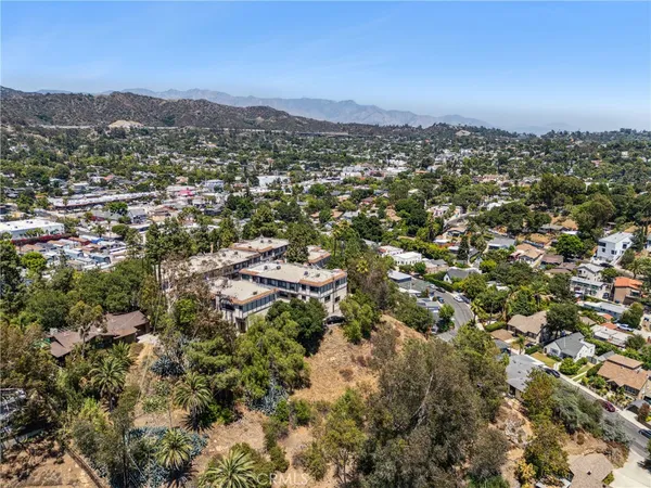 $875,000 | 1832 Oak Tree Drive, Unit 13, Los Angeles, CA 90041