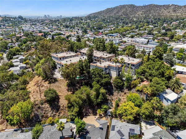 $875,000 | 1832 Oak Tree Drive, Unit 13, Los Angeles, CA 90041