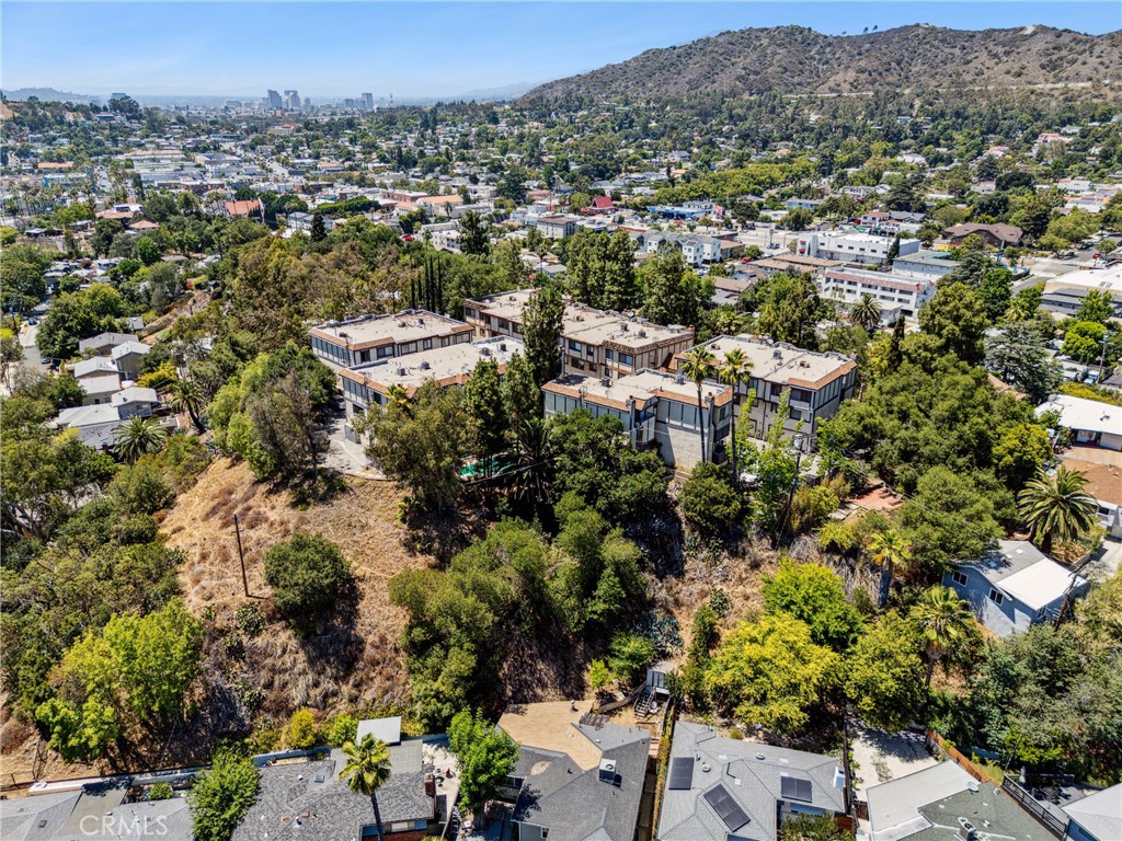 1832 Oak Tree Drive, Unit 13 Los Angeles, CA 90041 - Photo 36 of 38 Overview