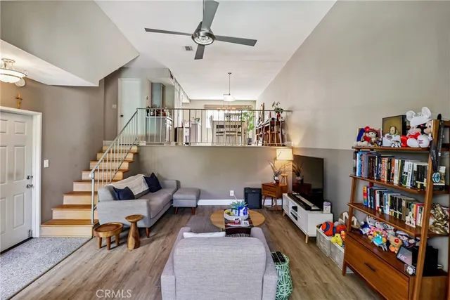 $875,000 | 1832 Oak Tree Drive, Unit 13, Los Angeles, CA 90041