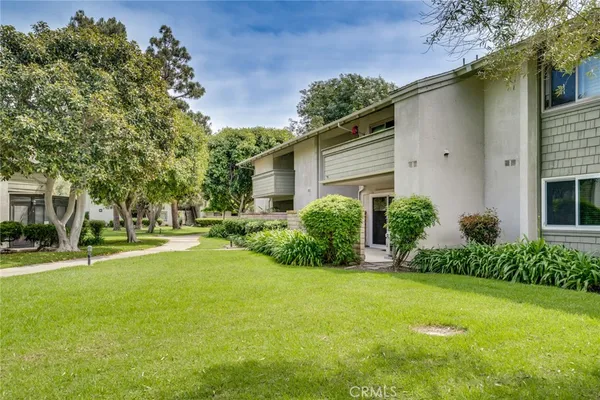 $731,000 | 8777 Coral Springs Court, Huntington Beach, CA 92646