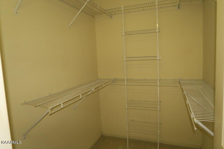 1686 Louisville Road Alcoa, TN 37701 - Photo 26 of 39 IMG_2032
