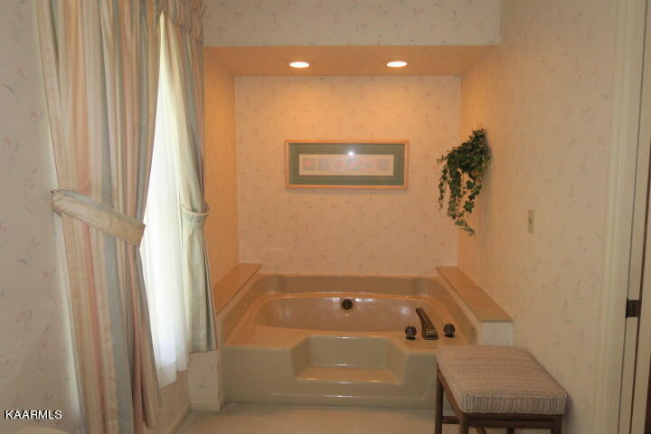 1686 Louisville Road Alcoa, TN 37701 - Photo 32 of 39 IMG_2001