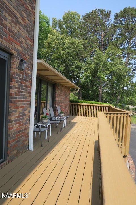 1686 Louisville Road Alcoa, TN 37701 - Photo 6 of 39 IMG_2076