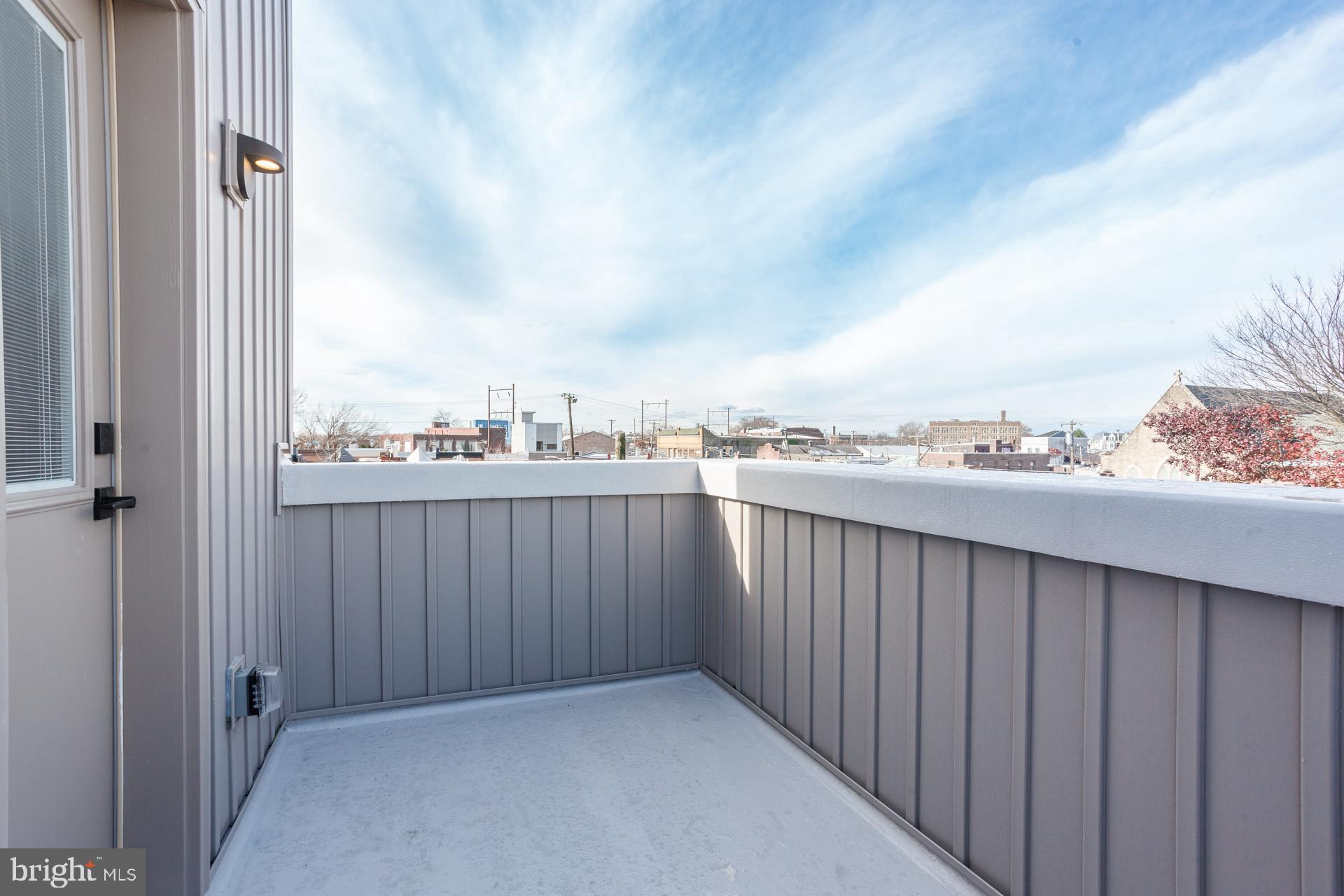 5126 Malcolm Street Philadelphia, PA 19143 - Photo 18 of 20 Balcony