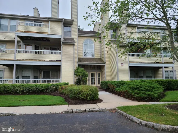 $2,200 | 308 Trinity Court, Unit 11, Princeton, NJ 08540