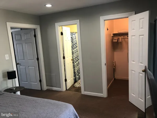 $1,600 | 304 South Braddock Street, Winchester, VA 22601