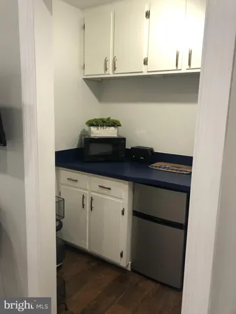 $1,600 | 304 South Braddock Street, Winchester, VA 22601