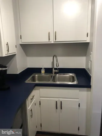 $1,600 | 304 South Braddock Street, Winchester, VA 22601