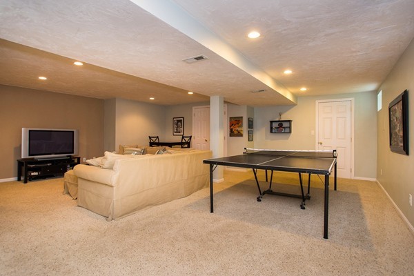 28 Huckleberry Road Hopkinton, MA 01748 - Photo 24 of 29 Gallery Image 24