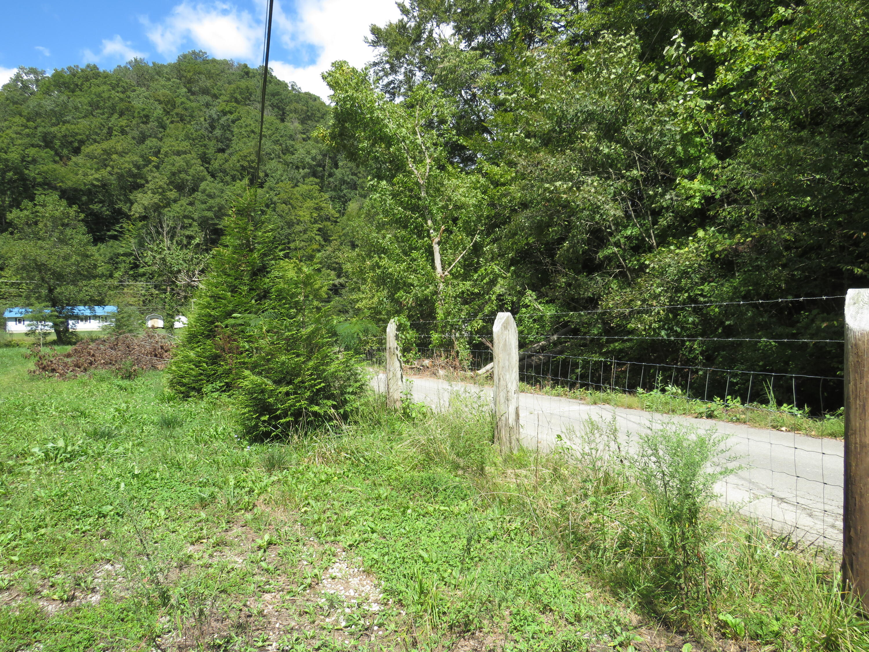 108 Lost Fork Road Manchester, KY 40962 - Photo 71 of 111 IMG_4411
