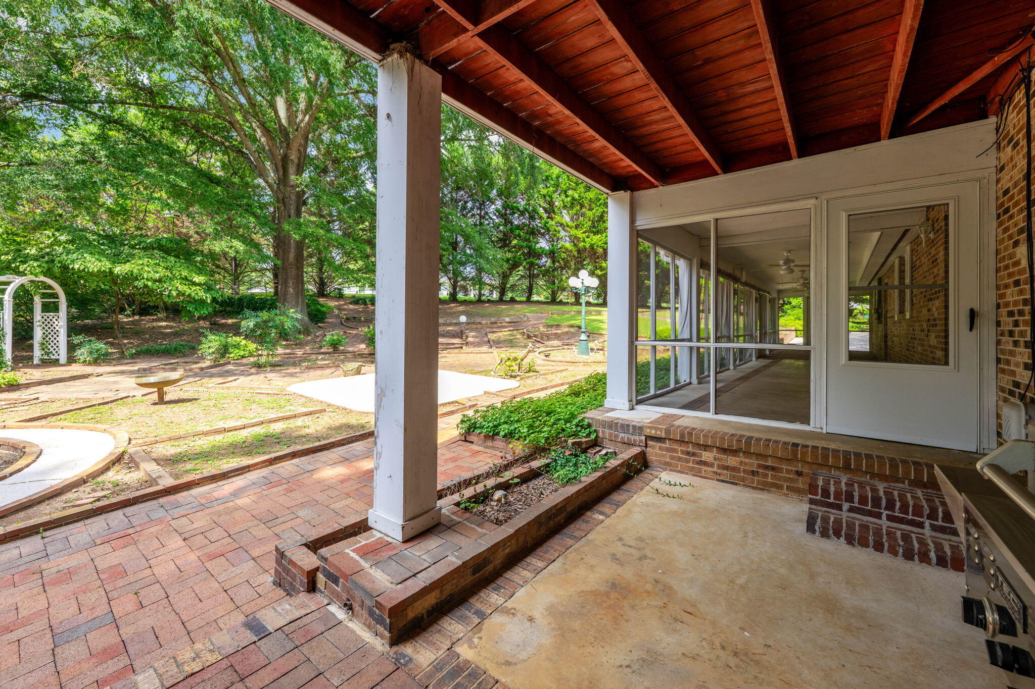 9113 Edgewater Road Chattanooga, TN 37416 - Photo 43 of 65 44-web-or-mls-DSC_5677