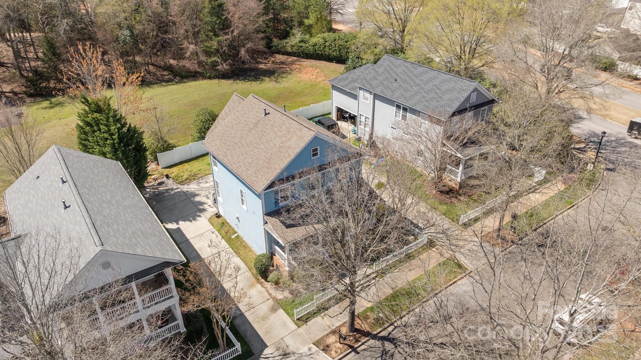 3208 Fifth Baxter Crossing Fort Mill, SC 29708 - Photo 34 of 38 an aerial view of houses with yard