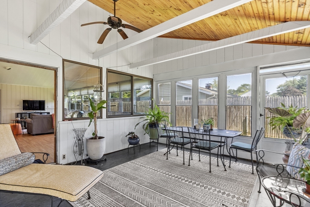 52 Lohnes Road Framingham, MA 01701 - Photo 15 of 34 a living room with furniture