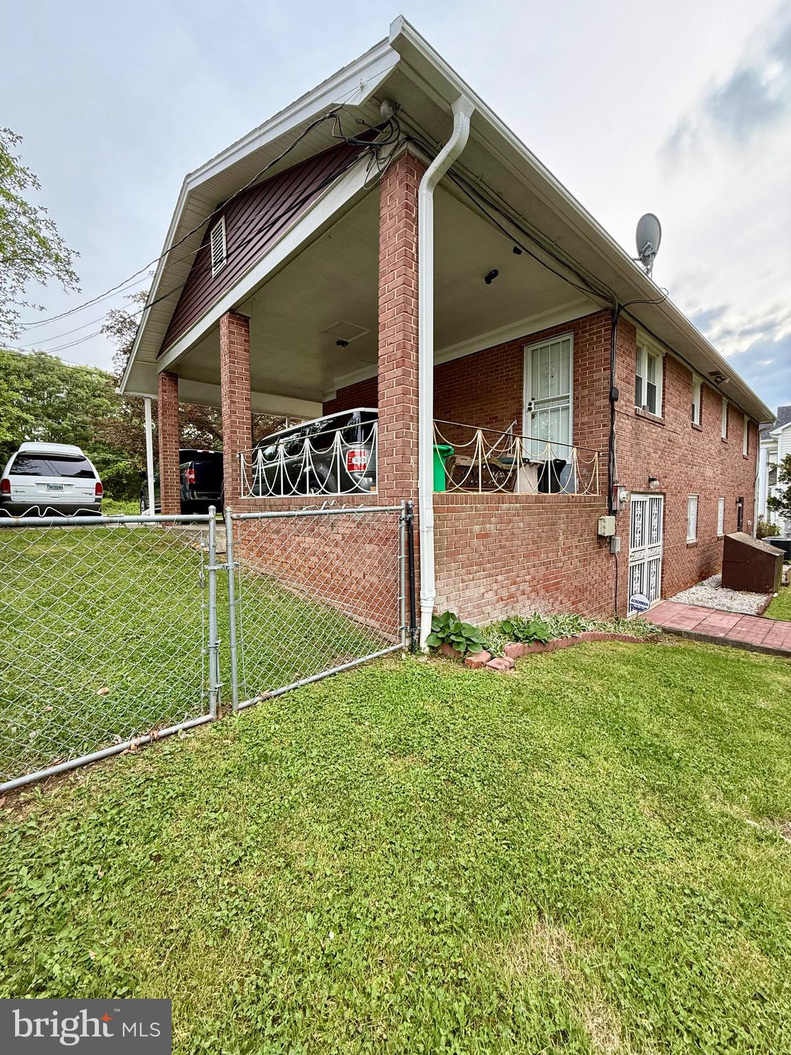 9960 Old Fort Road Fort Washington, MD 20744 - Photo 27 of 31 Rear exterior 1