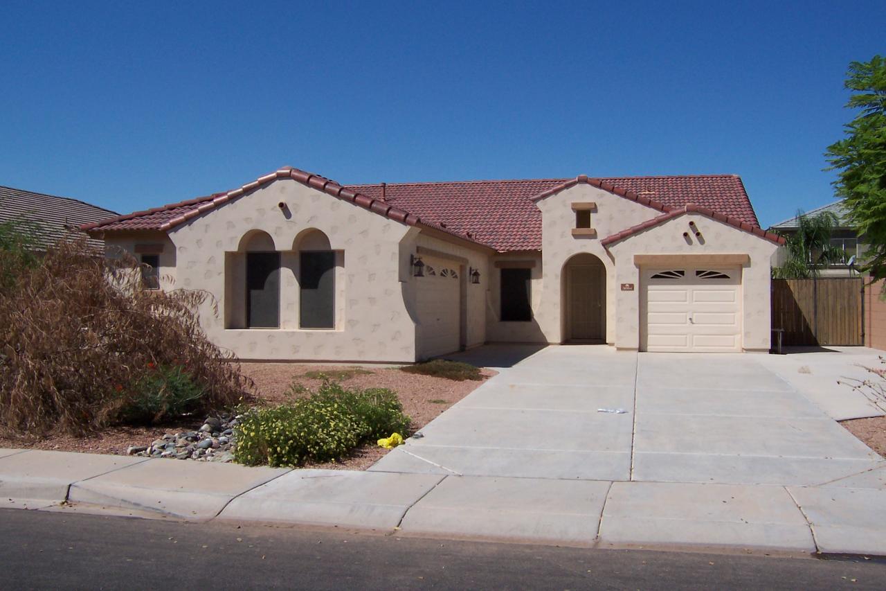 3084 South Martingale Road Gilbert, AZ 85295 - Photo 1 of 1 frt