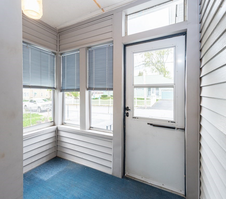271 Cumberland Road Lowell, MA 01850 - Photo 20 of 42 Gallery Image 20