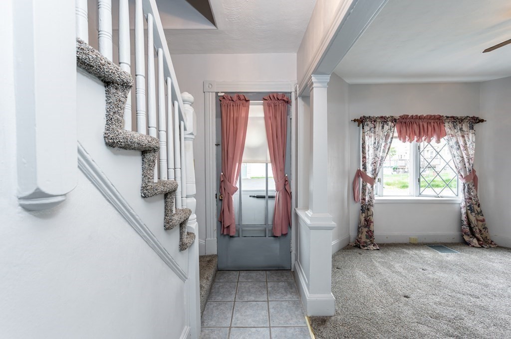 271 Cumberland Road Lowell, MA 01850 - Photo 24 of 42 Gallery Image 24