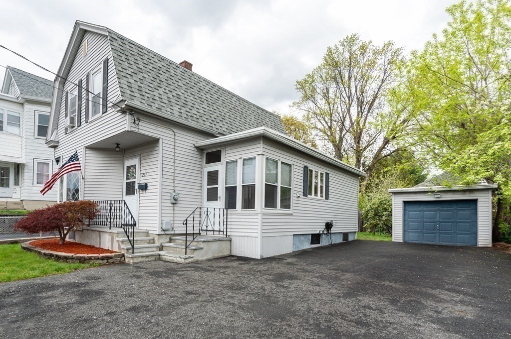 271 Cumberland Road Lowell, MA 01850 - Photo 37 of 42 Gallery Image 37