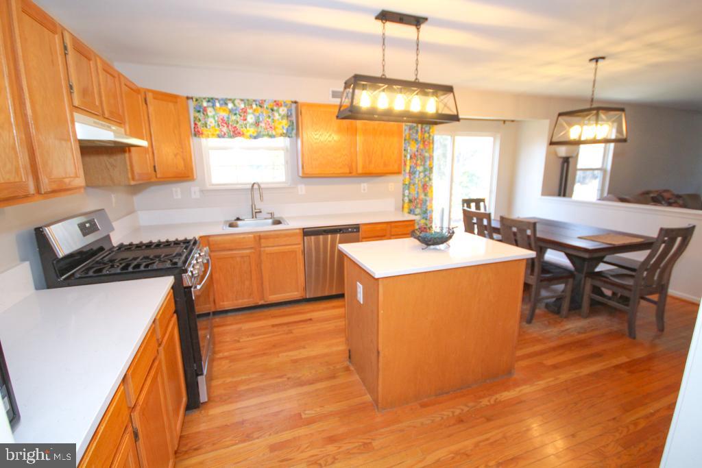 35 Jonquil Way Sicklerville, NJ 08081 - Photo 12 of 57