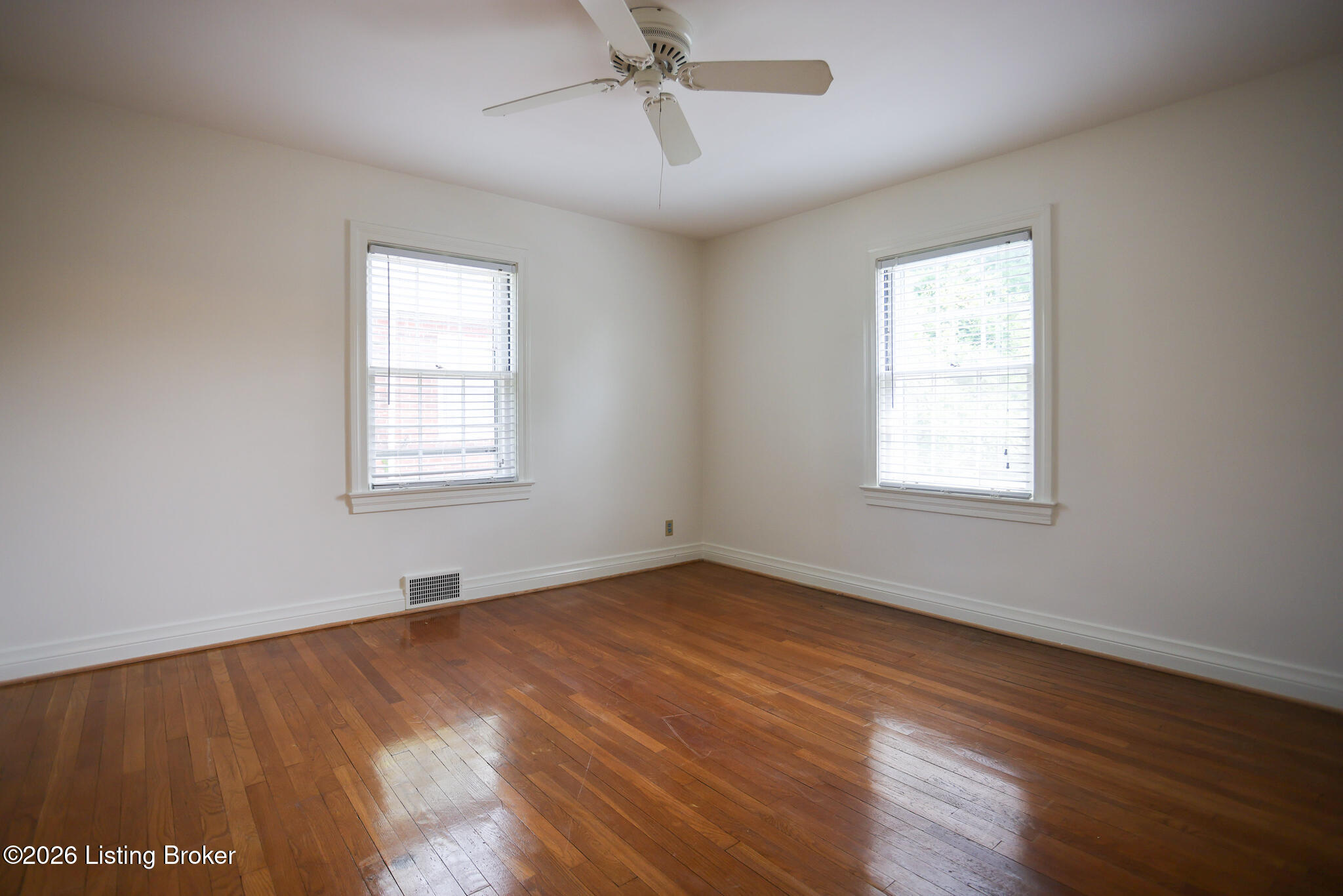 602 Sunset Road Louisville, KY 40206 - Photo 36 of 52 Bedroom 2