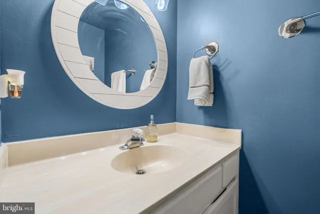 $474,900 | 8653 Valley Drive, Waldorf, MD 20603