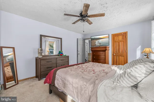 $474,900 | 8653 Valley Drive, Waldorf, MD 20603