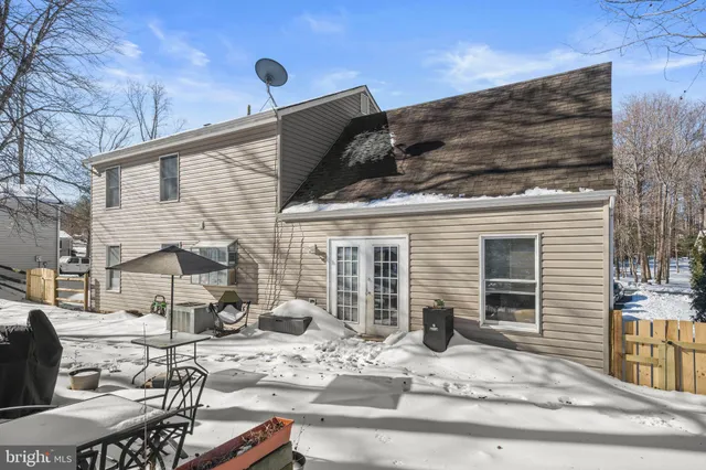 $474,900 | 8653 Valley Drive, Waldorf, MD 20603