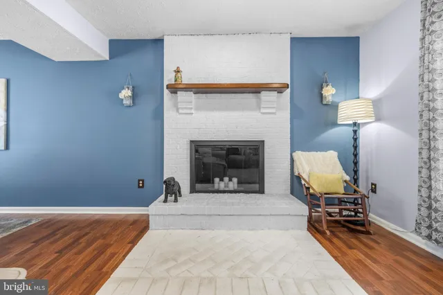 $474,900 | 8653 Valley Drive, Waldorf, MD 20603