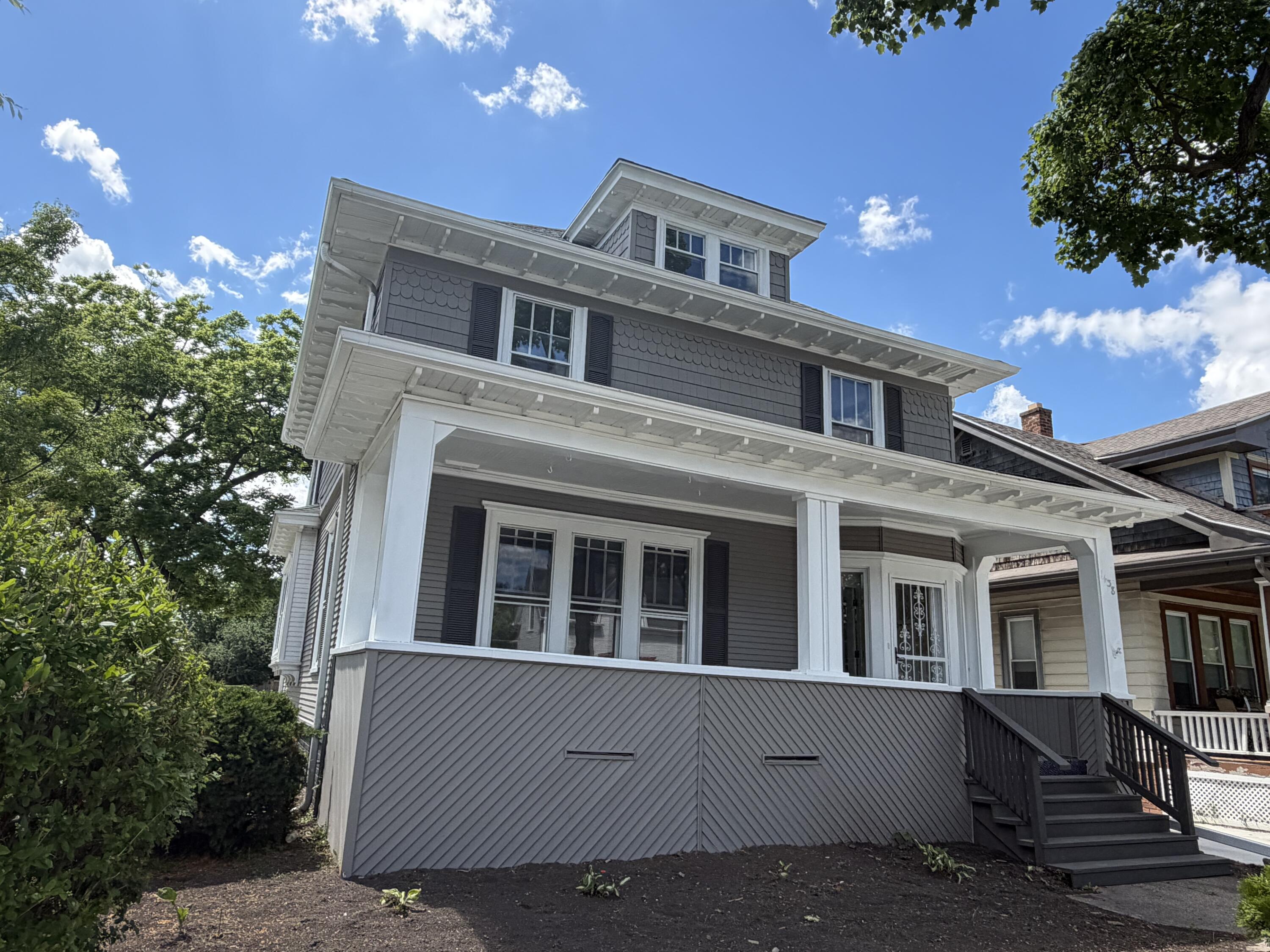 1438 Grange Avenue Racine, WI 53405 - Photo 1 of 39 IMG_9515