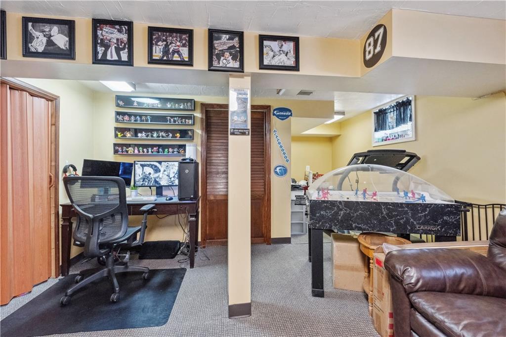 638 Friday Road Pittsburgh, PA 15209 - Photo 21 of 30 Gallery Image 21