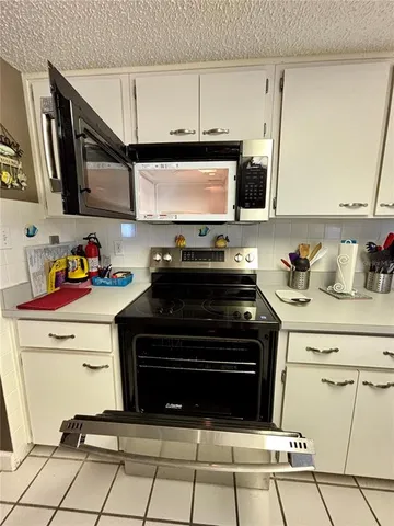 $2,500 | 3100 Ocean Shore Boulevard, Unit 407, Ormond Beach, FL 32176