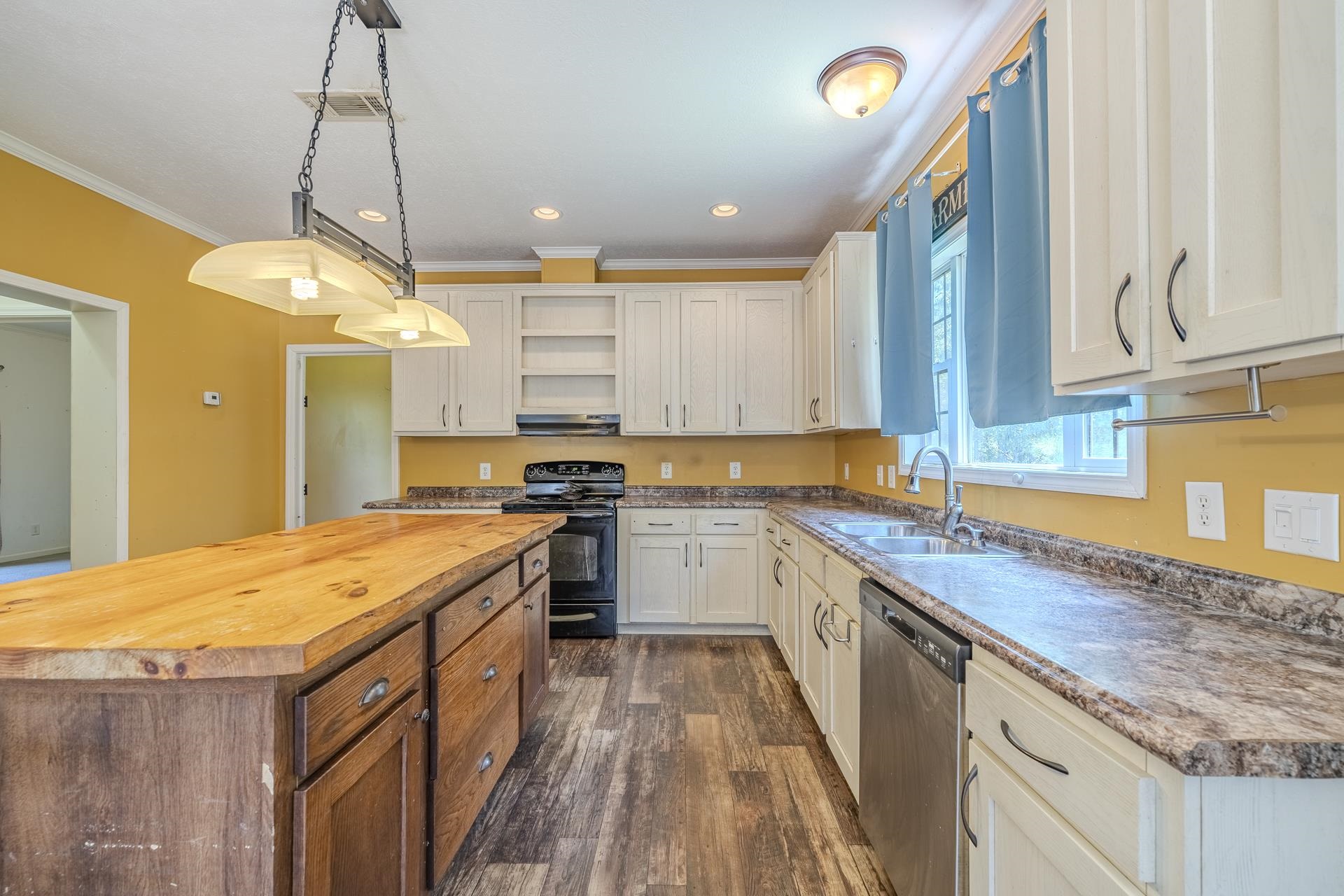 520 Robinson Road Counce, TN 38326 - Photo 3 of 40 Gallery Image 3