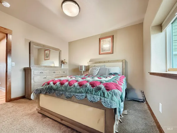 $925,000 | 1030 Tempest Lane, Viola, ID 83872
