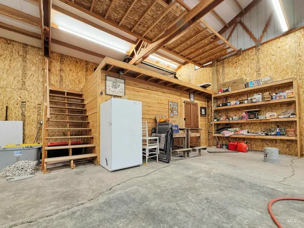 $925,000 | 1030 Tempest Lane, Viola, ID 83872