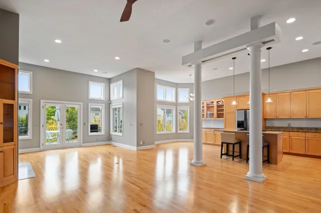 $5,000 | 517 River Street, Minneapolis, MN 55401